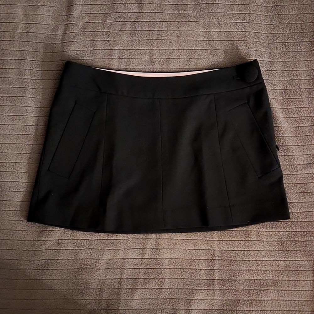 NWOT GUESS business stretch mini skirt size 26
